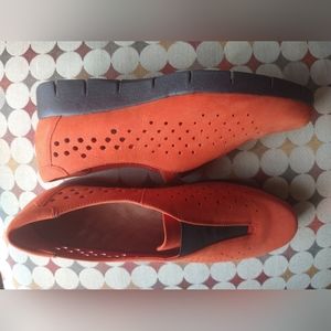 Clarks Daelyn Summit Orange size 10